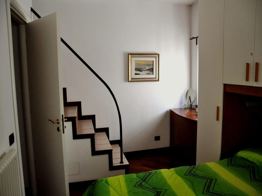 Bed and Breakfast Dimora Donna Clara Конверсано Экстерьер фото